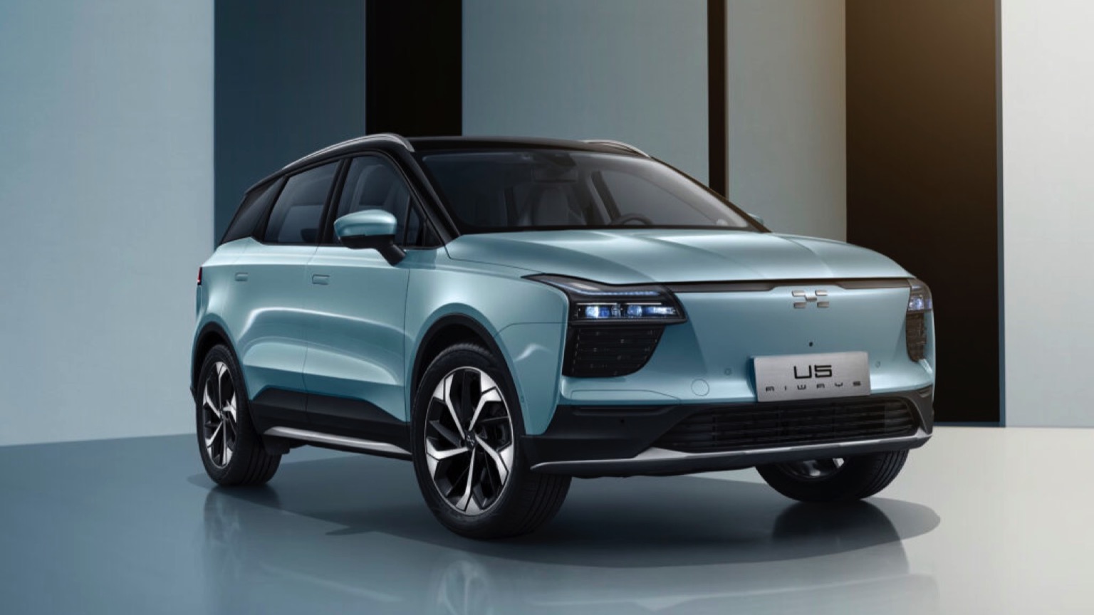 Aiways_U5-3