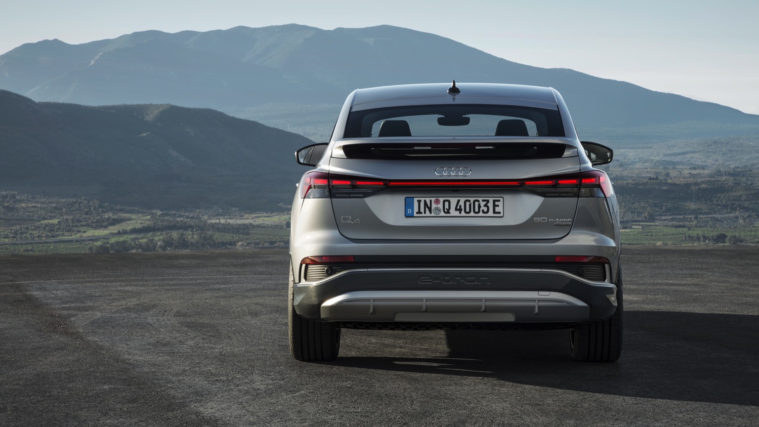 Audi_Q4_e-tron_Sportback_2021-17