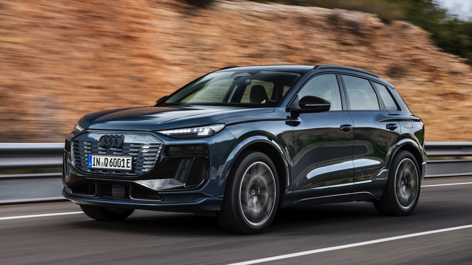 Audi_Q6_etron_2024-1