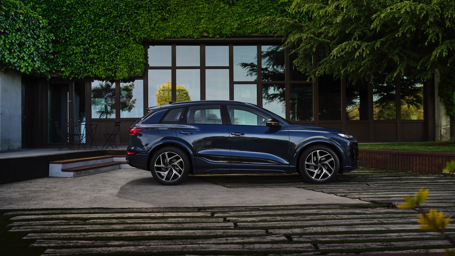 Audi_Q6_etron_2024-11