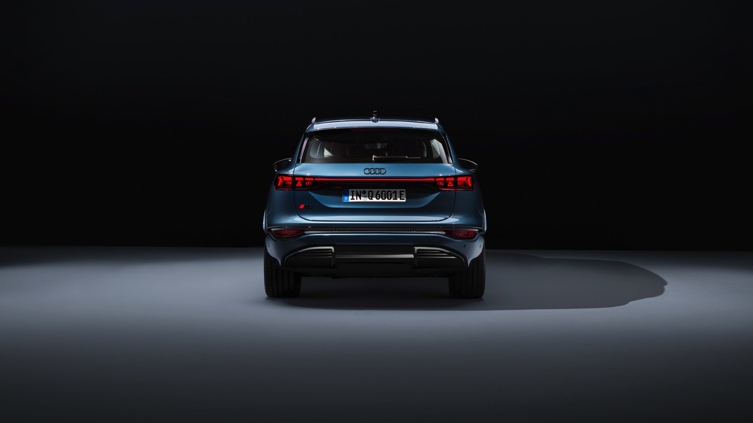 Audi_Q6_etron_2024-23