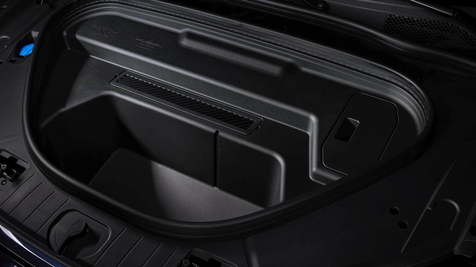 Audi_Q6_etron_2024-32