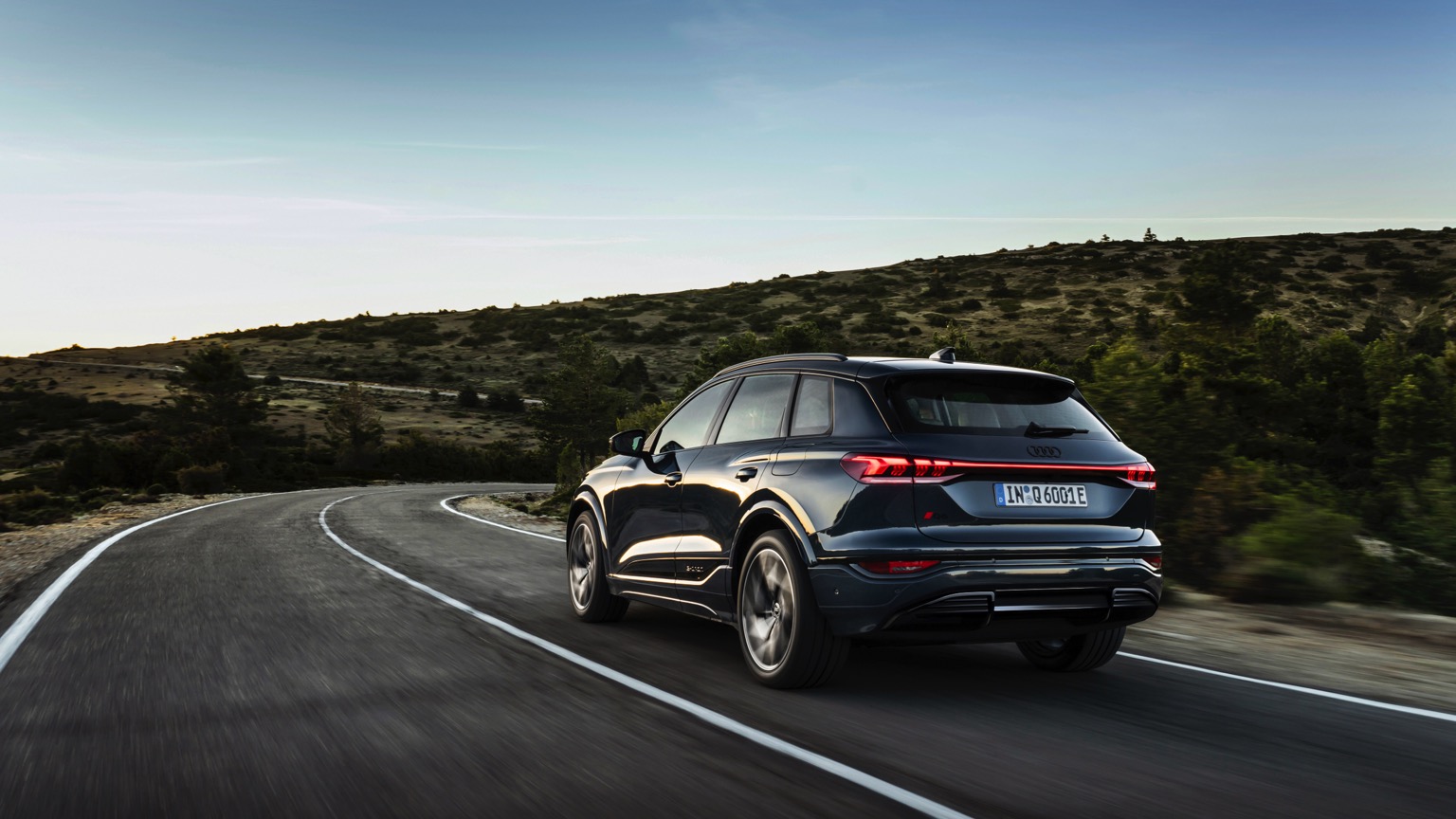 Audi_Q6_etron_2024-5