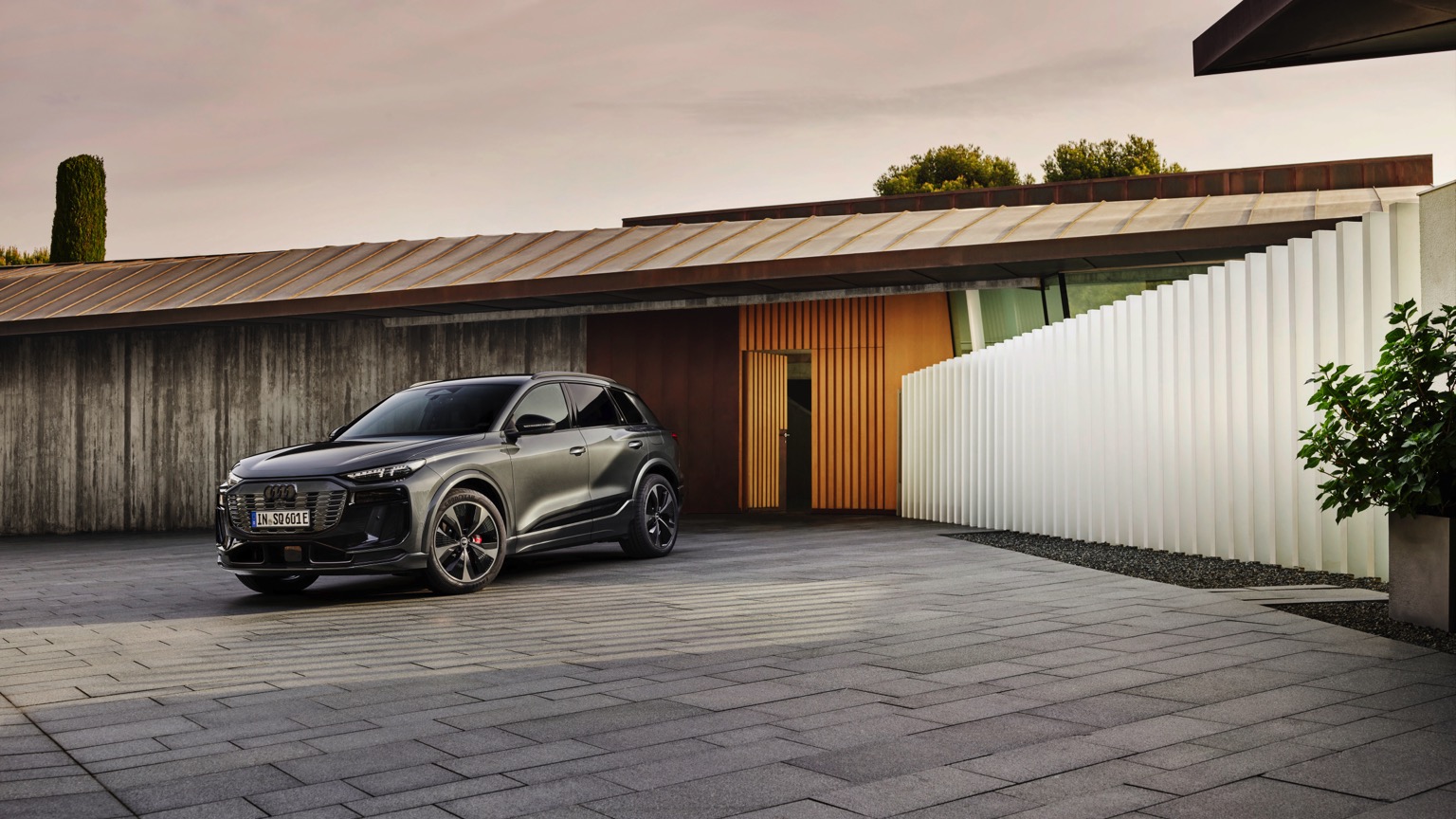 Audi_SQ6_etron_2024-19