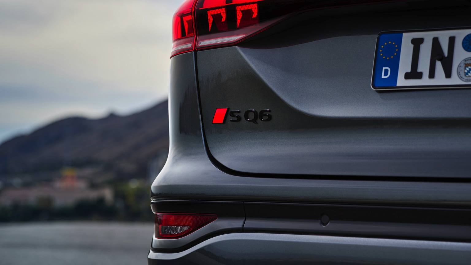Audi_SQ6_etron_2024-46