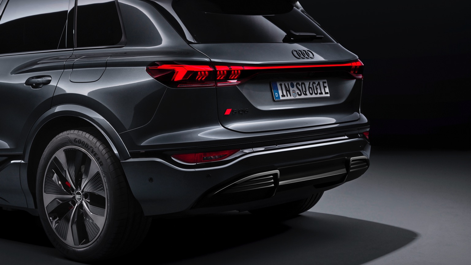 Audi_SQ6_etron_2024-52