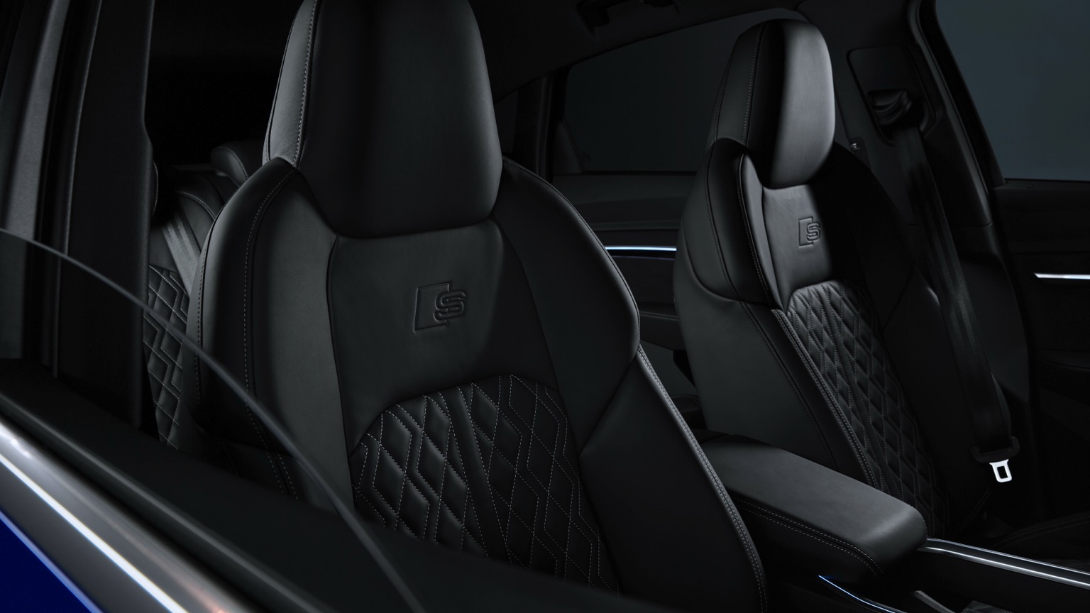 Audi_SQ8-Sportback-etron-2023-33