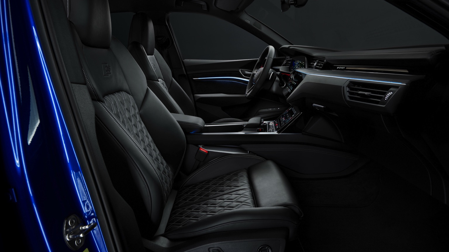 Audi_SQ8-Sportback-etron-2023-34