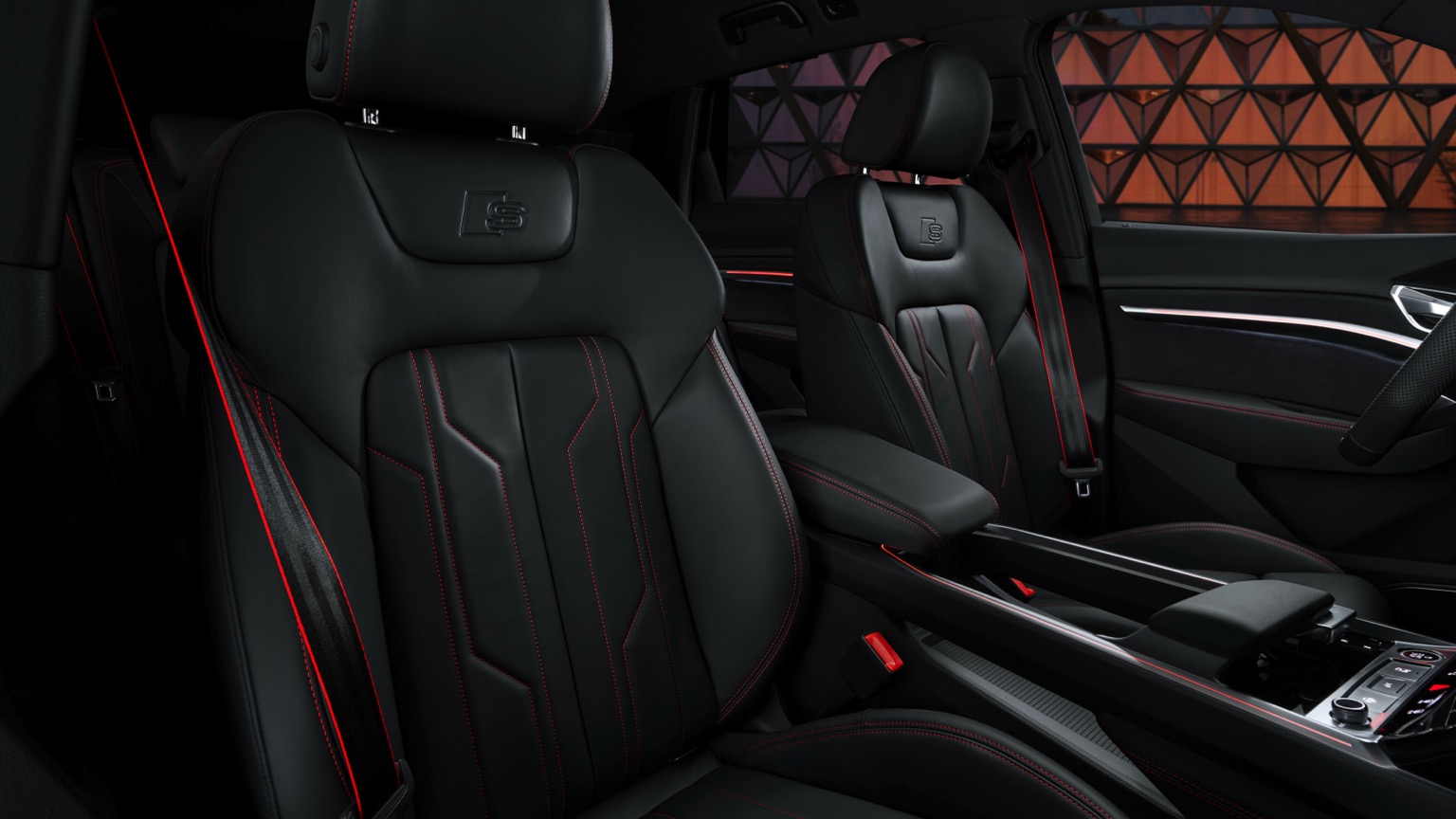 Audi_SQ8-etron-2023-27