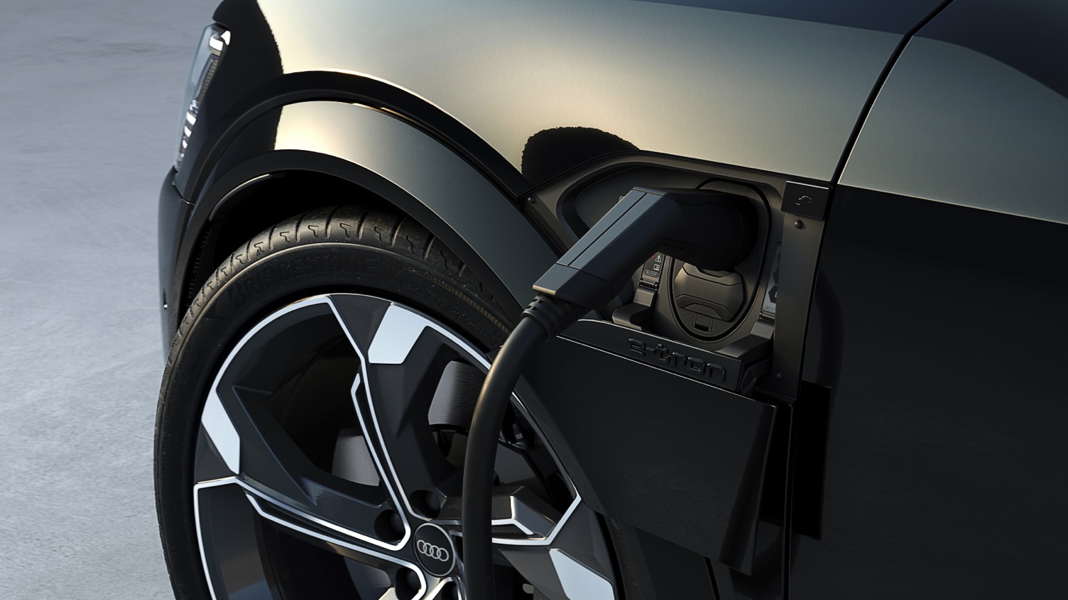 Audi_SQ8-etron-2023-38