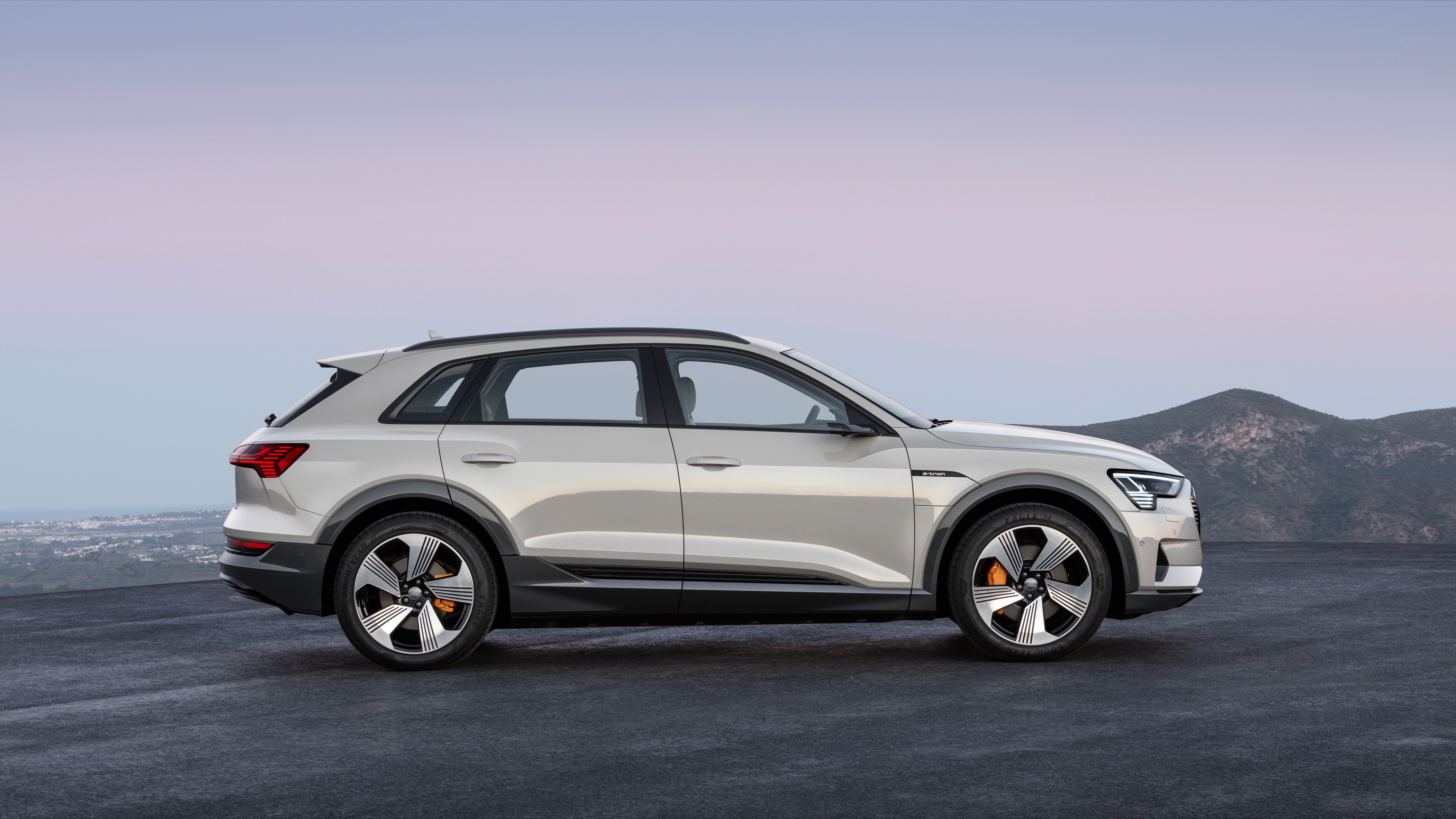 Audi_e-tron-11