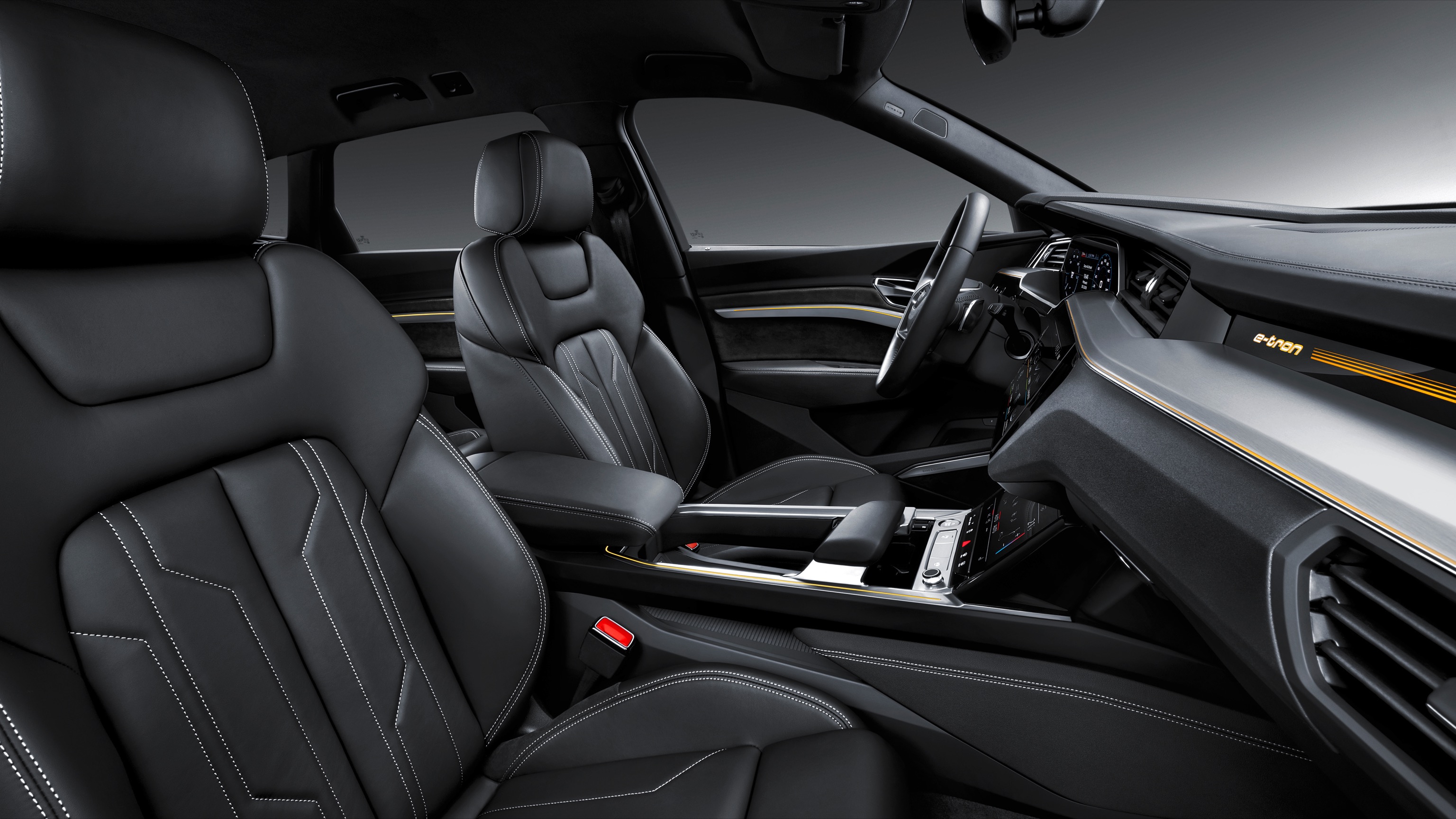 Audi_e-tron-16
