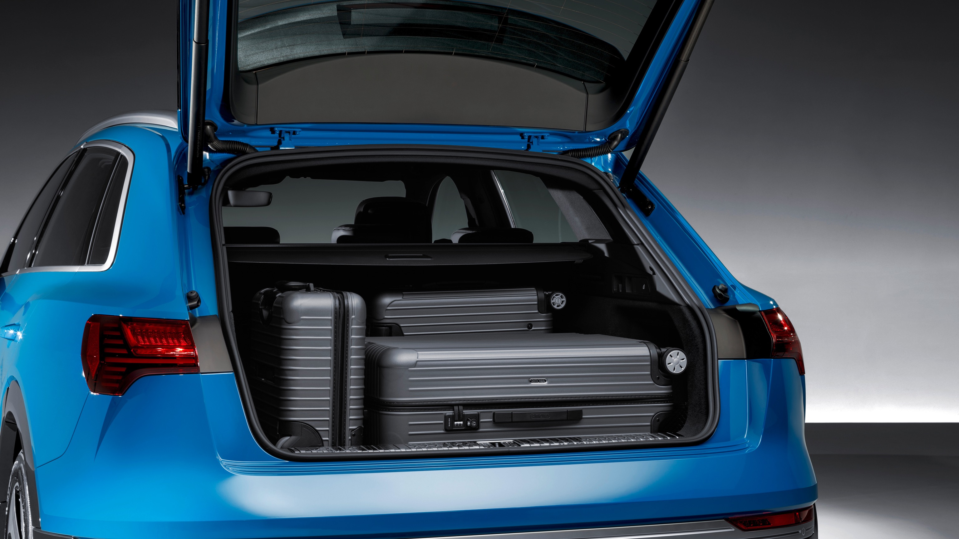 Audi_e-tron-20