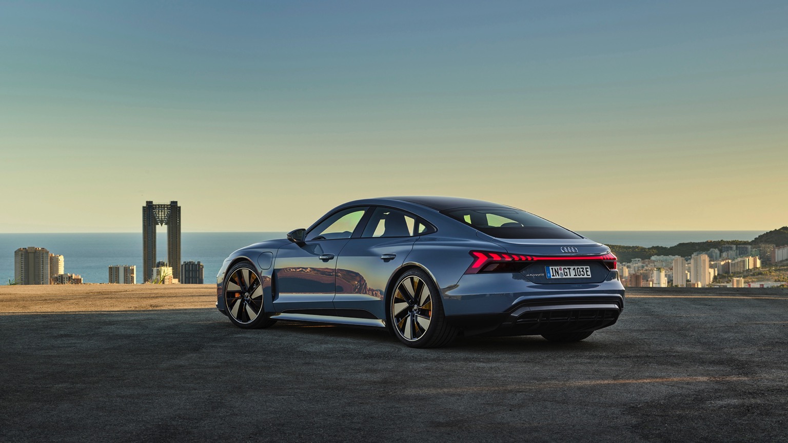 Audi_e-tron_GT_quattro-10