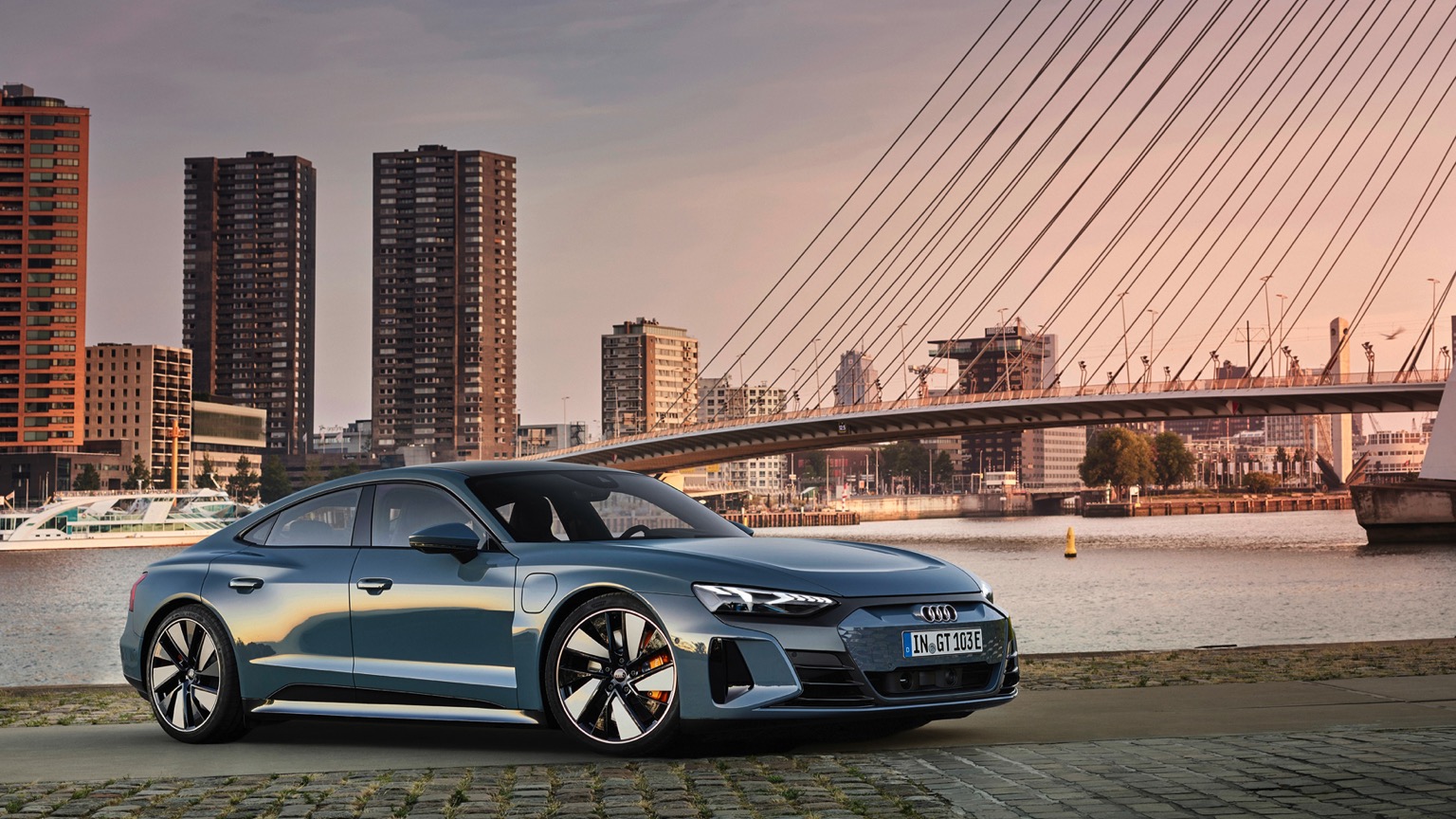 Audi_e-tron_GT_quattro-4
