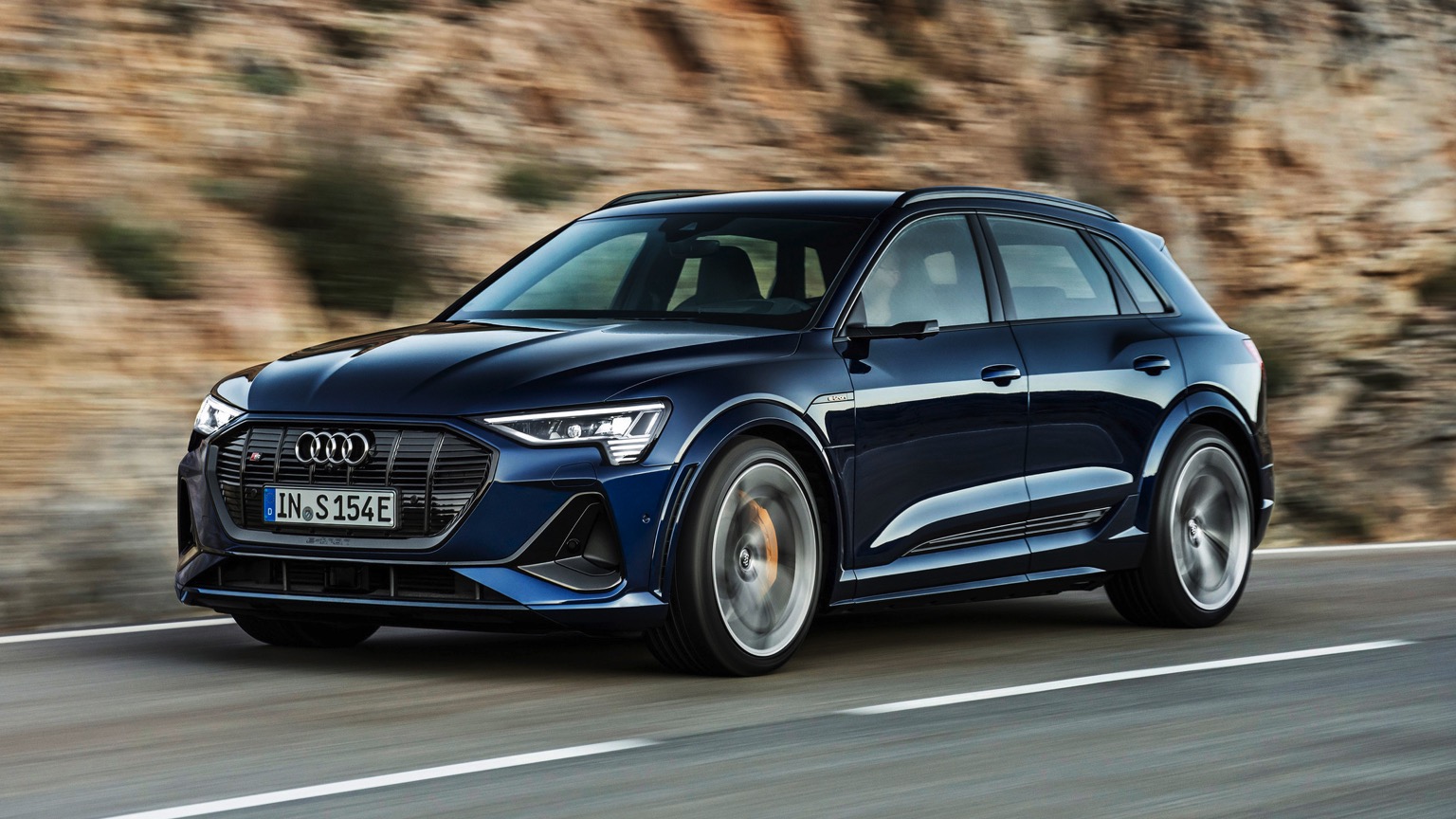 Audi_e-tron_S_2020-1