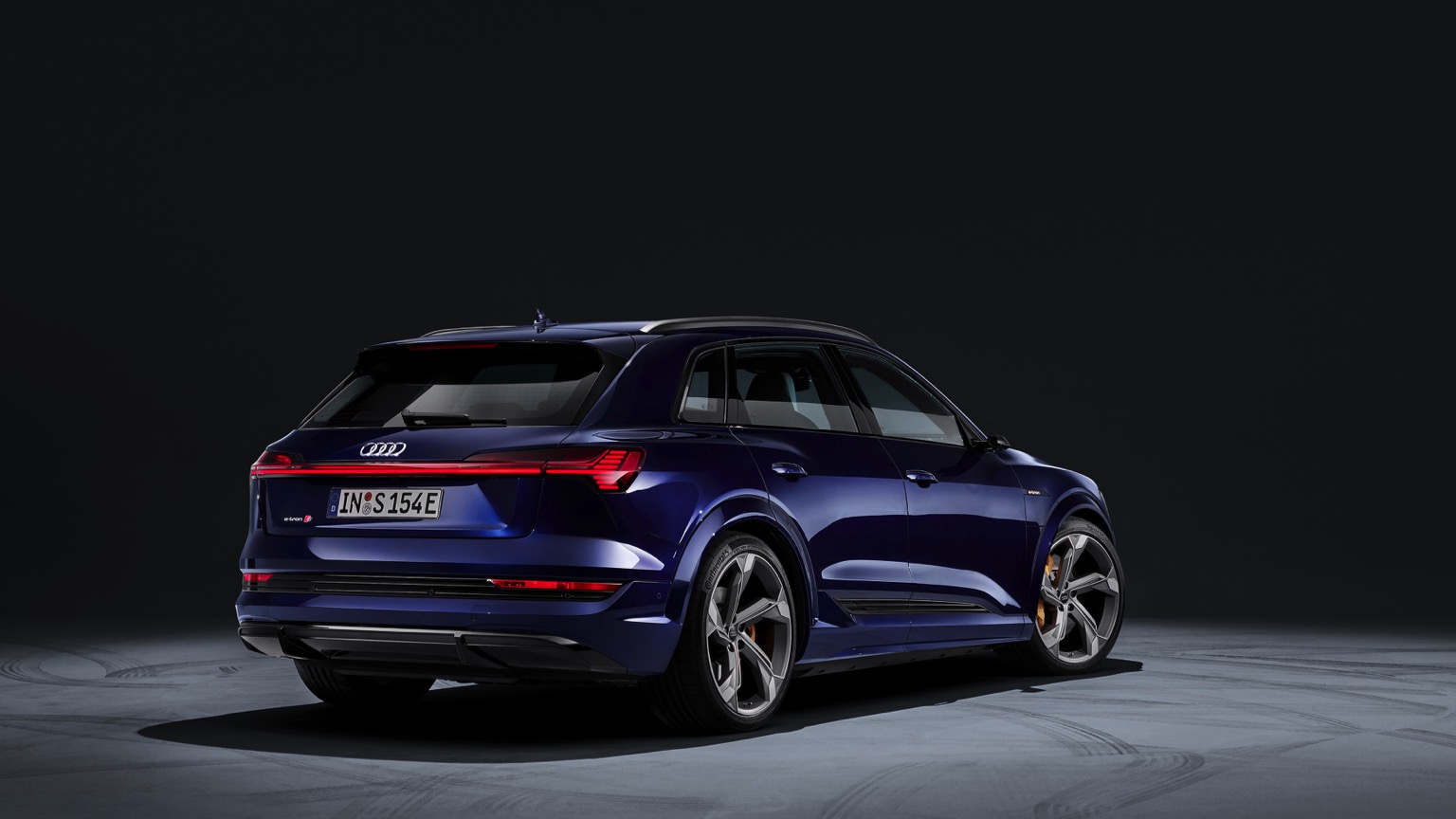 Audi_e-tron_S_2020-11