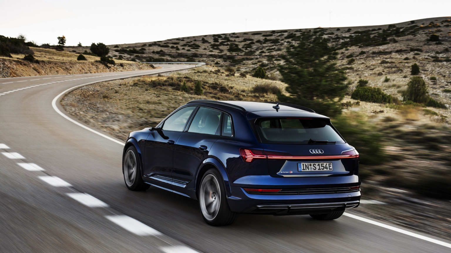 Audi_e-tron_S_2020-2