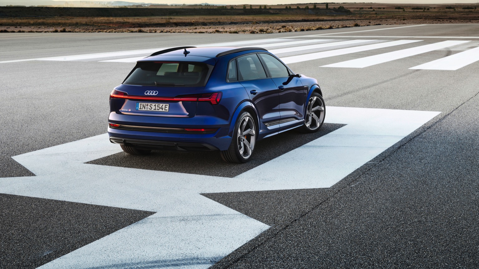 Audi_e-tron_S_2020-6