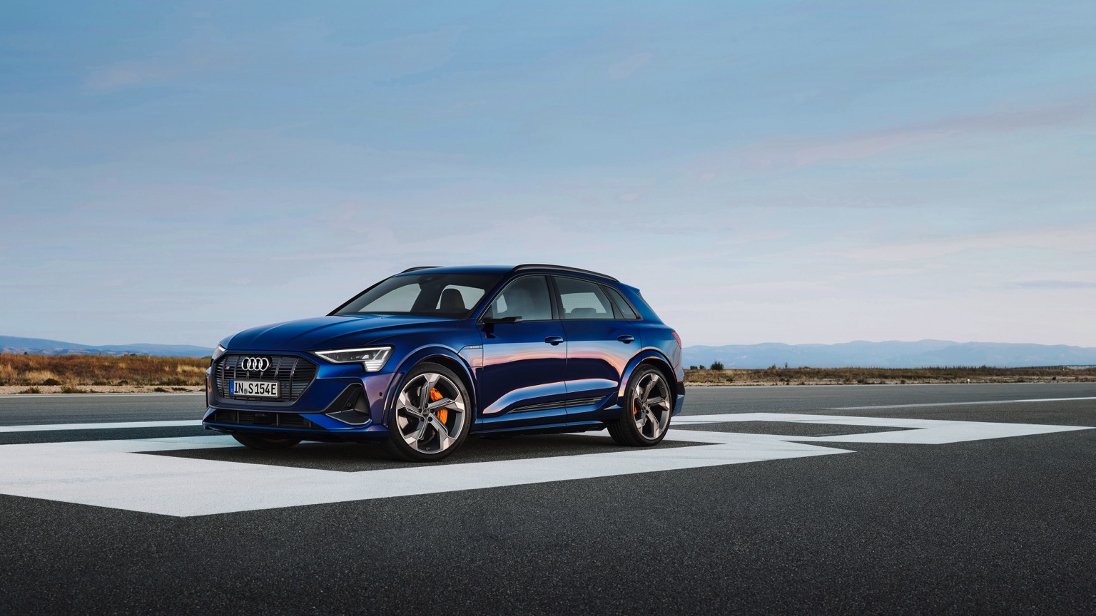 Audi_e-tron_S_2020-8