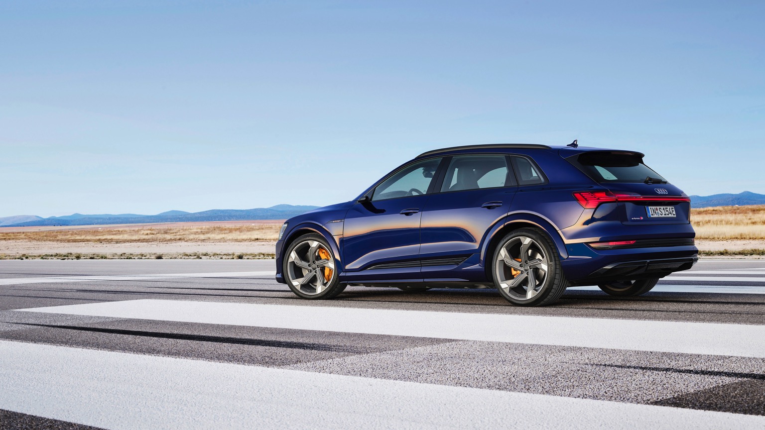 Audi_e-tron_S_2020-9