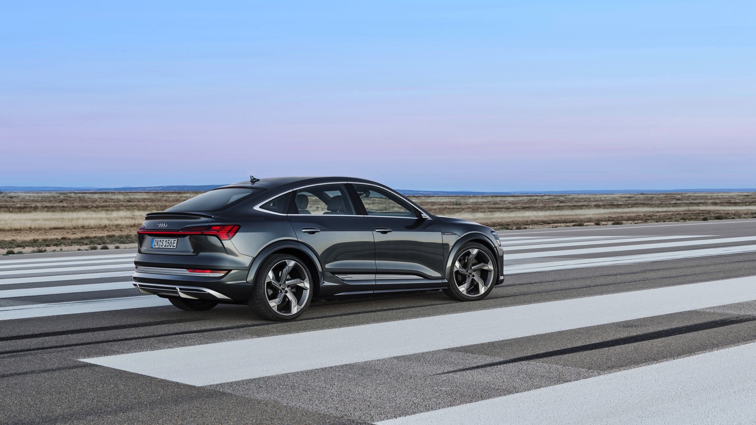 Audi_e-tron_S_Sportback_2020-16