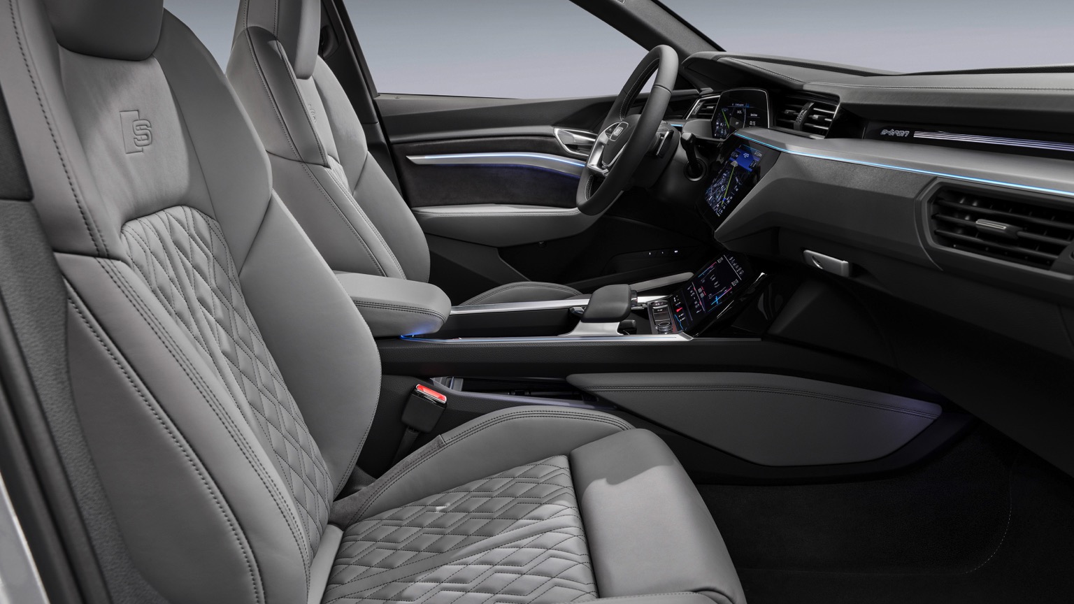 Audi_e-tron_Sportback_2020-20
