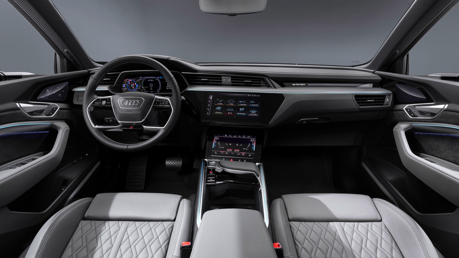Audi_e-tron_Sportback_2020-21