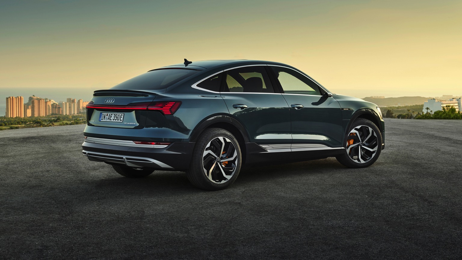 Audi_e-tron_Sportback_2020-6