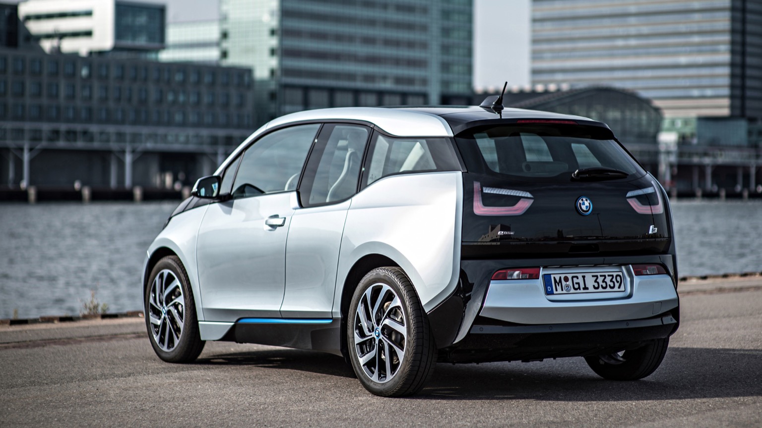 BMW_i3-14