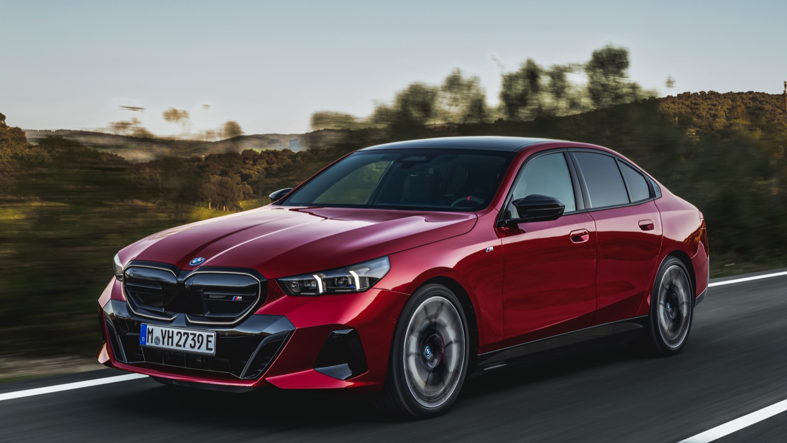 BMW_i5_M60_xDrive_Sedan-1