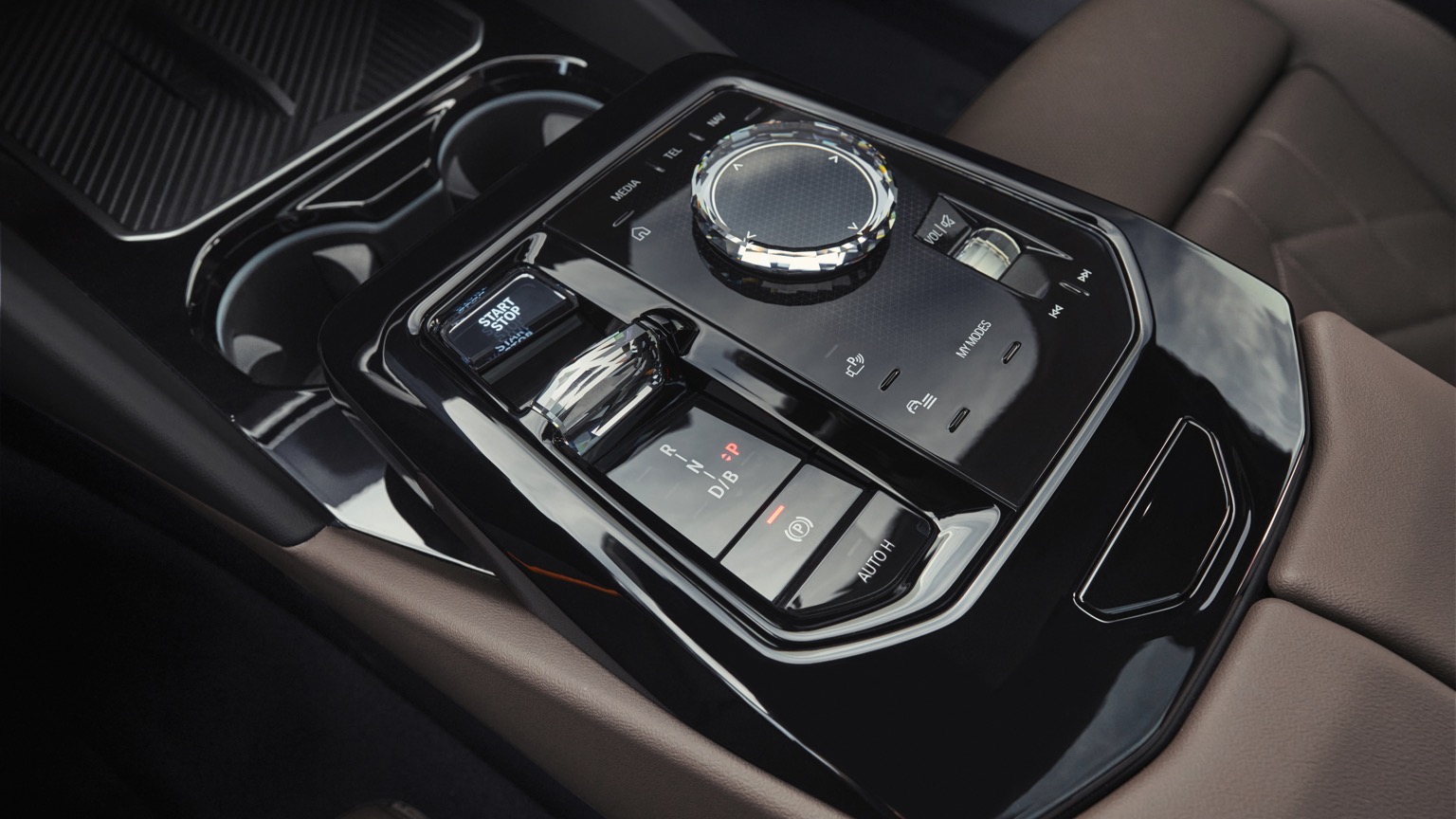 BMW_i5_eDrive40_Sedan-28