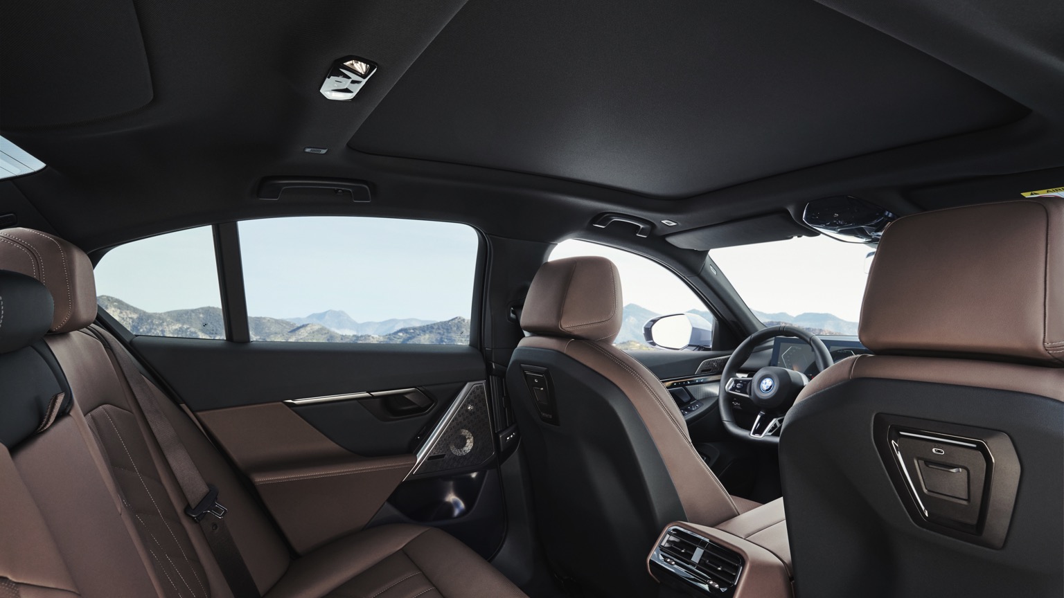 BMW_i5_eDrive40_Sedan-31