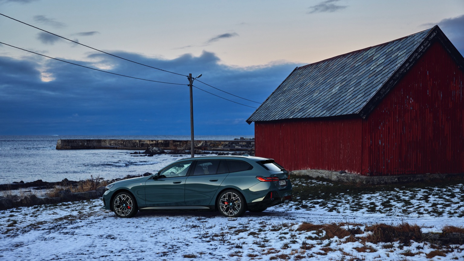 BMW_i5_eDrive40_Touring-11