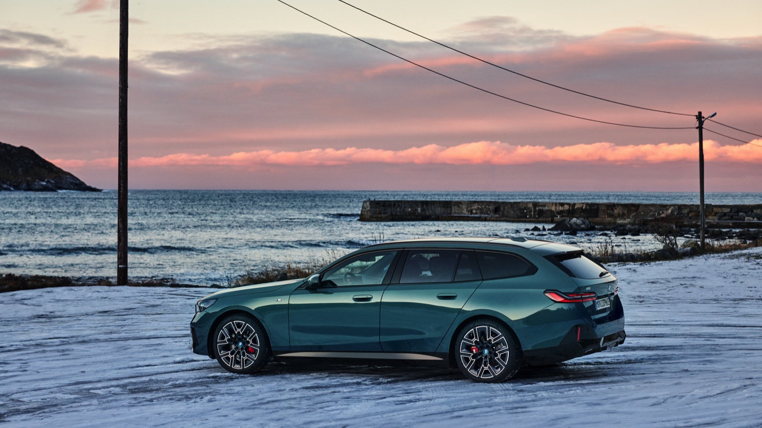 BMW_i5_eDrive40_Touring-13