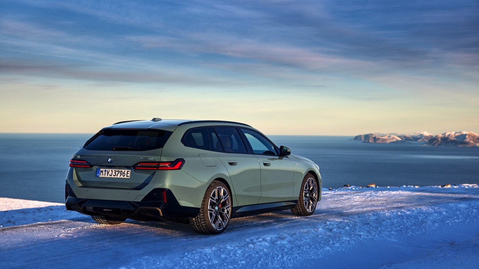 BMW_i5_eDrive40_Touring-2