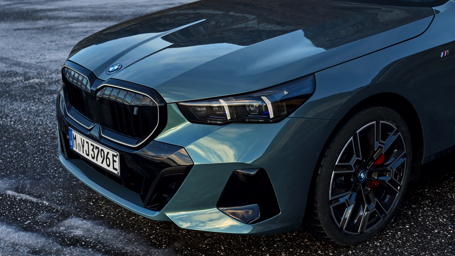 BMW_i5_eDrive40_Touring-22