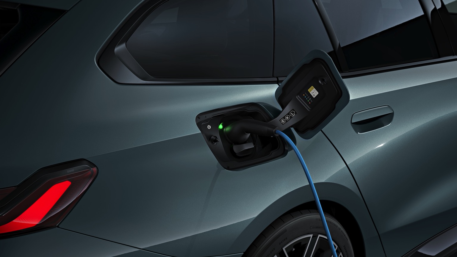 BMW_i5_eDrive40_Touring-23