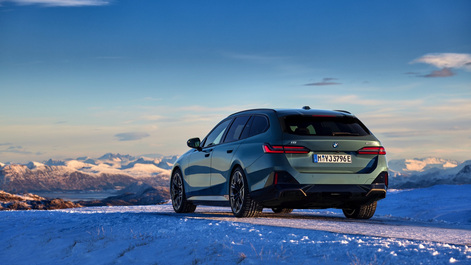 BMW_i5_eDrive40_Touring-7