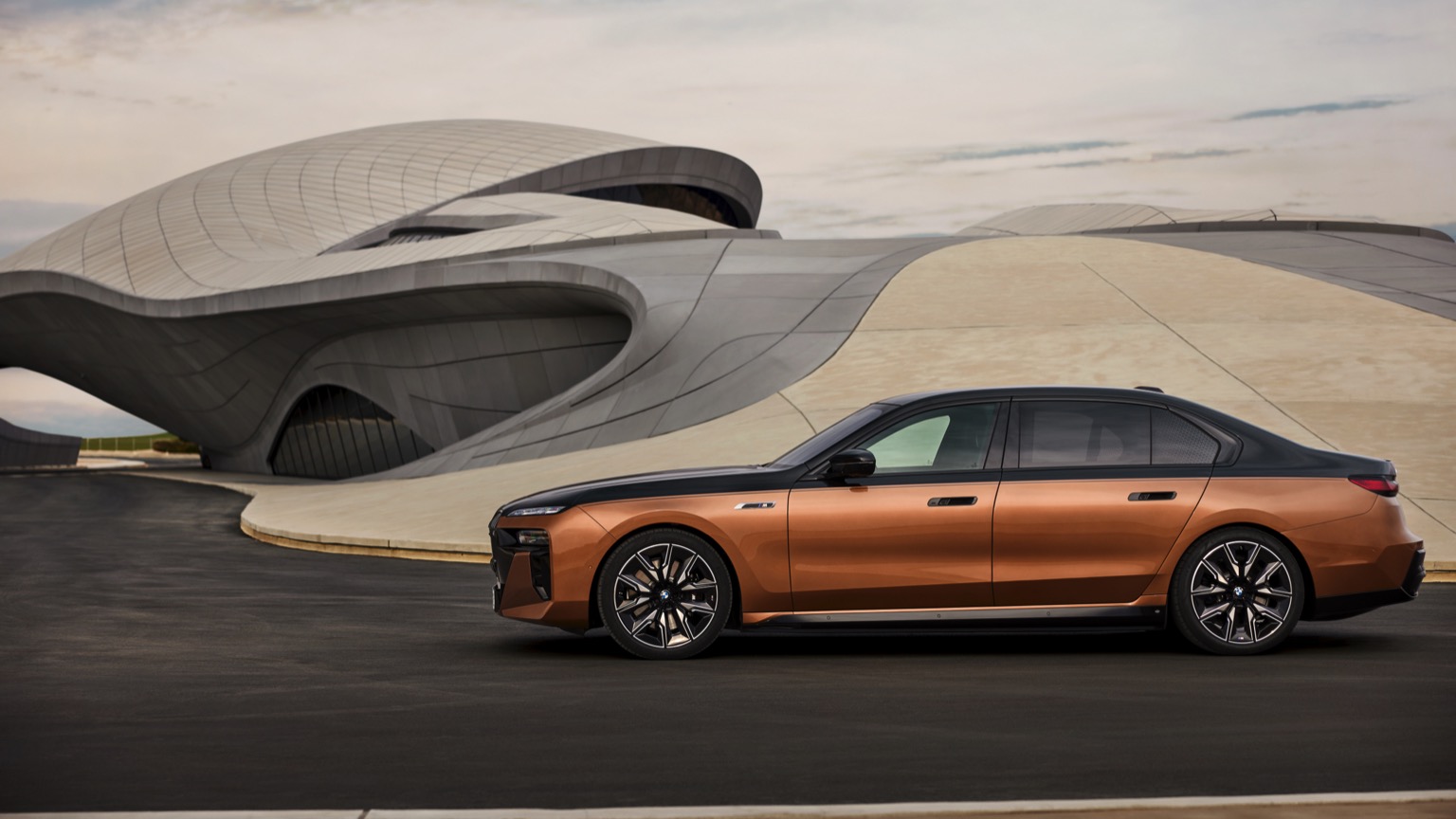 BMW_i7_M70_2023-13