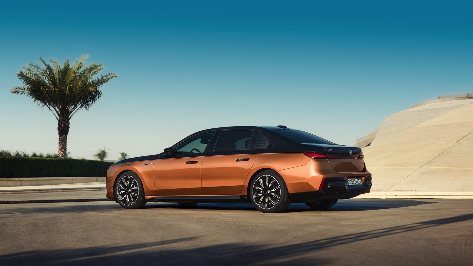 BMW_i7_M70_2023-3