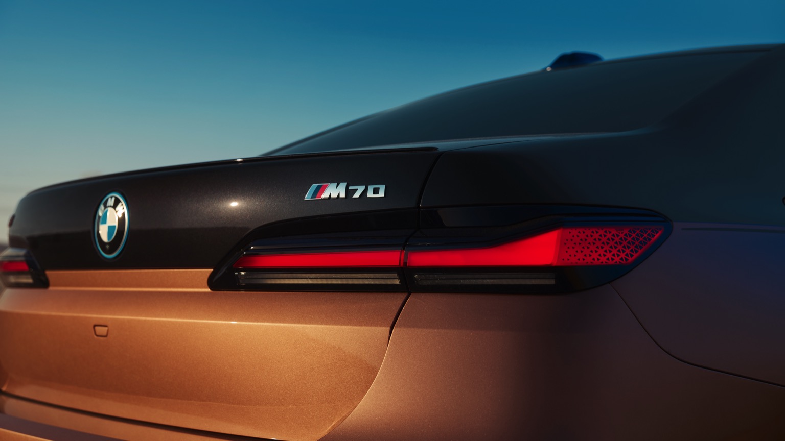 BMW_i7_M70_2023-34