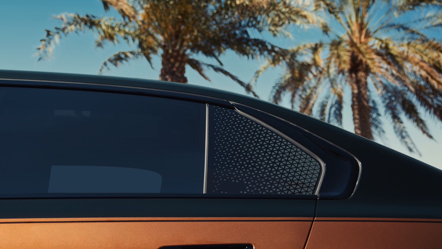 BMW_i7_M70_2023-35