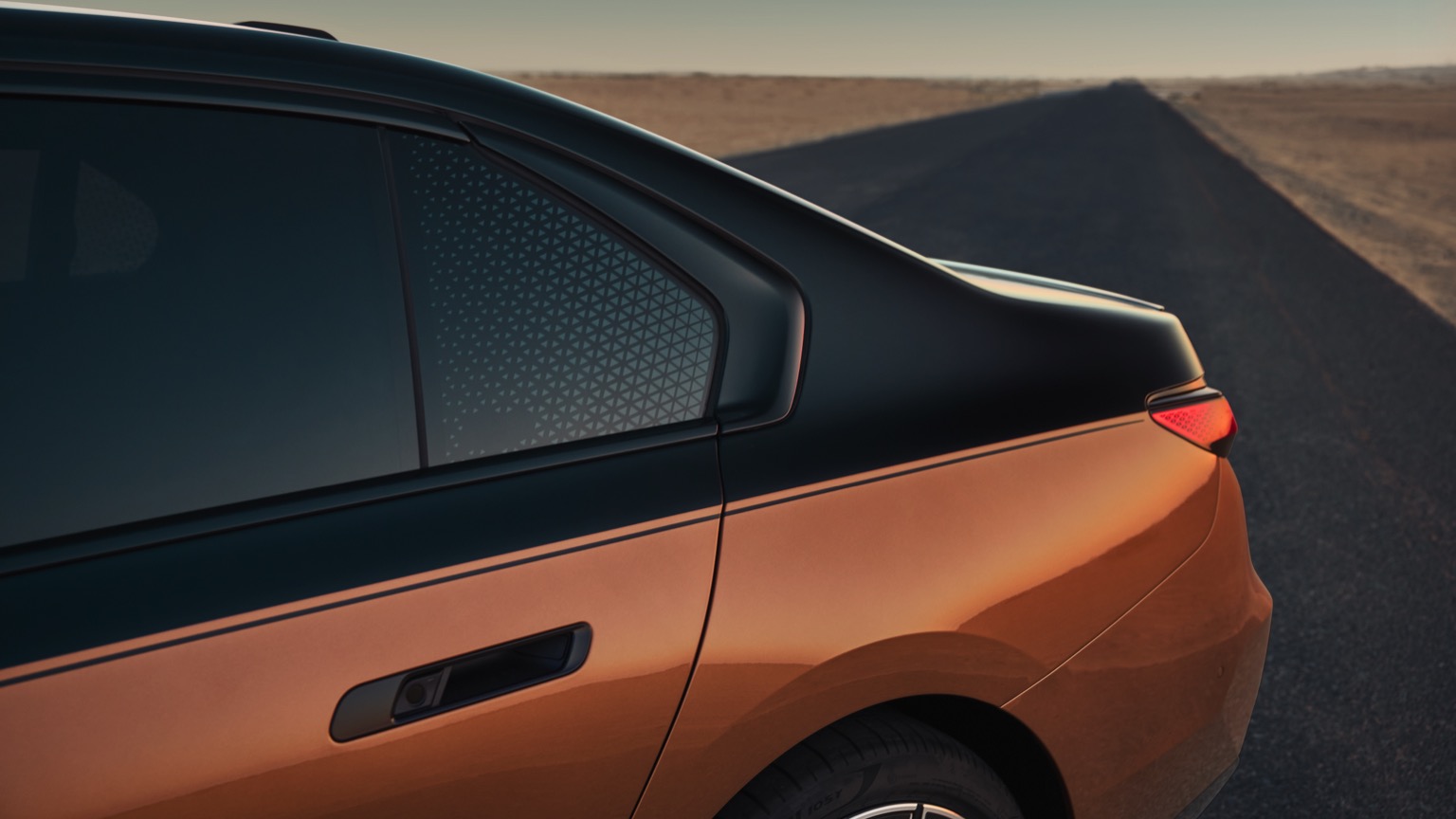BMW_i7_M70_2023-38