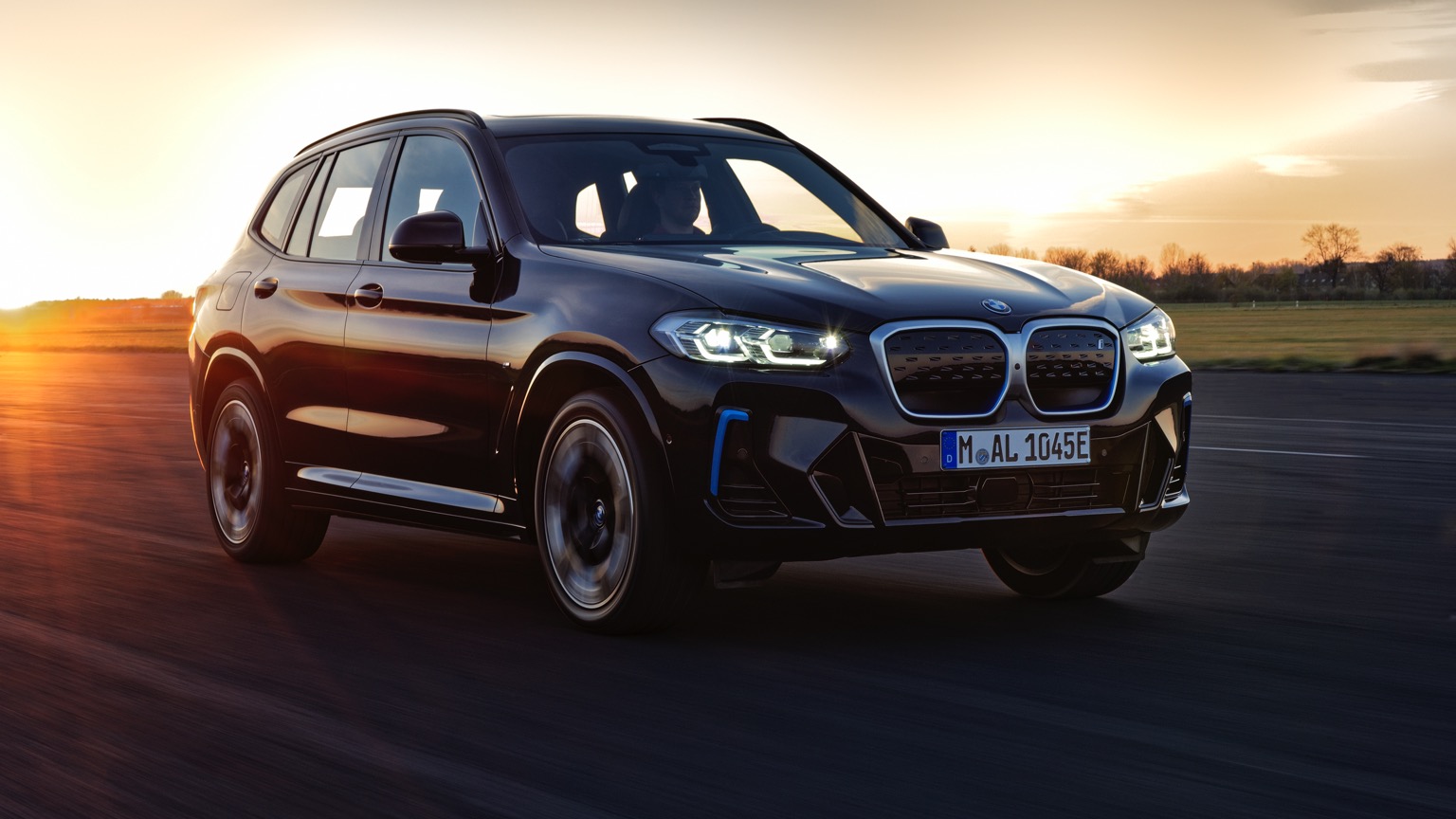 BMW_iX3_2022-7