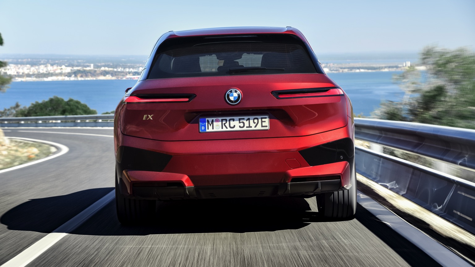 BMW_iX_2022-16