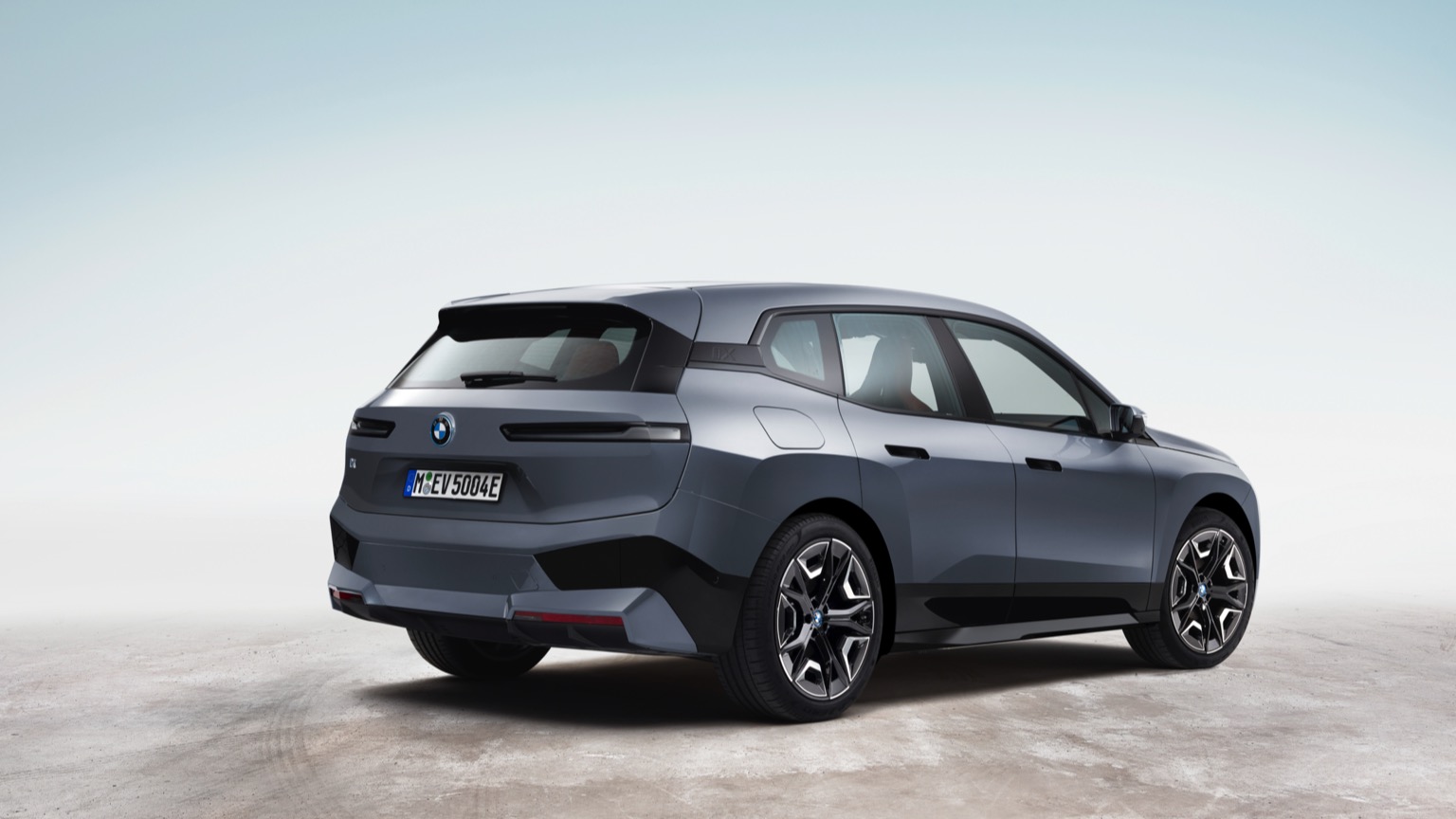 BMW_iX_2022-8