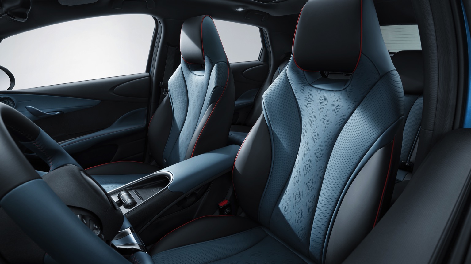 BYD_DOLPHIN-11