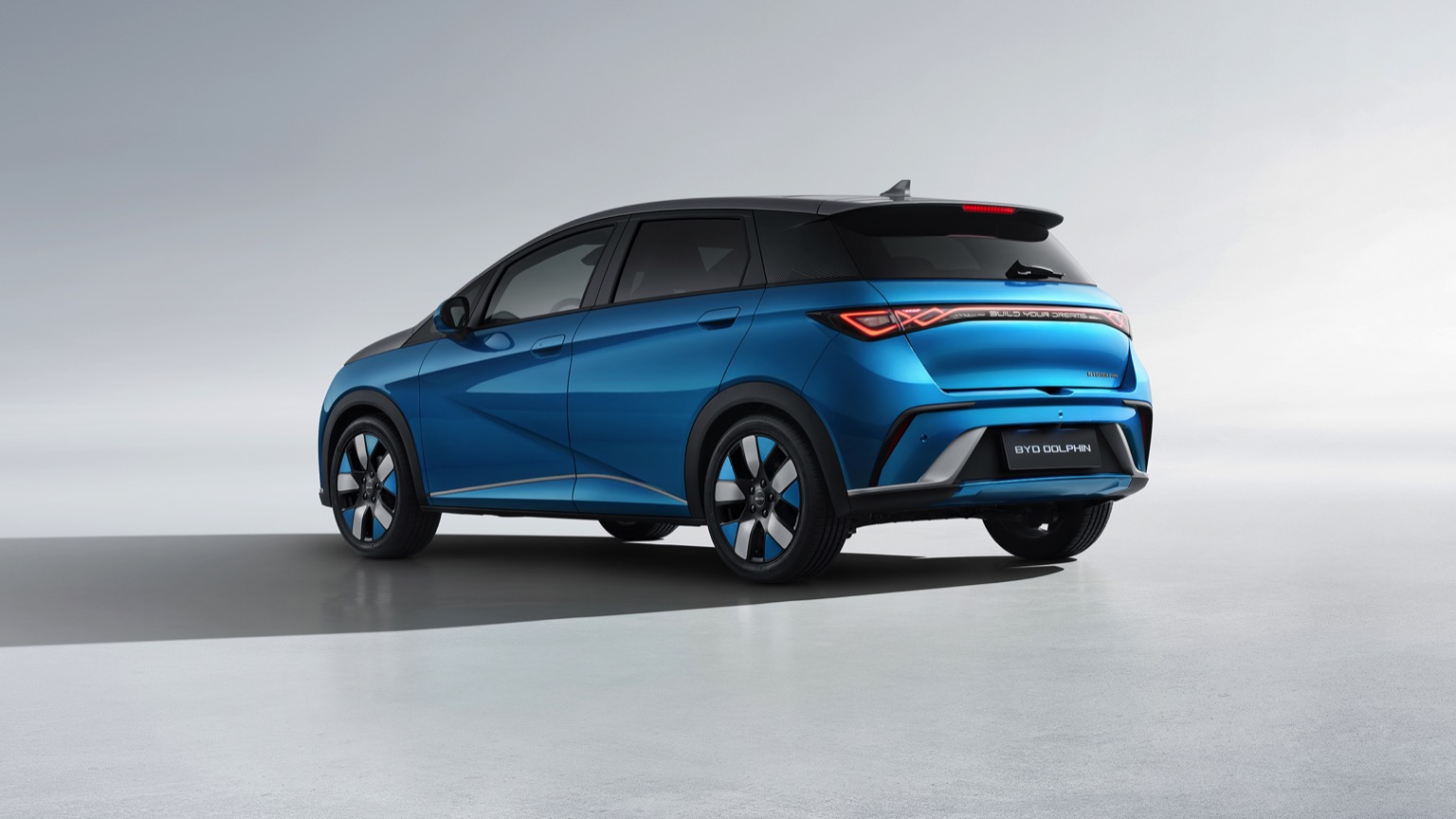BYD_DOLPHIN-2