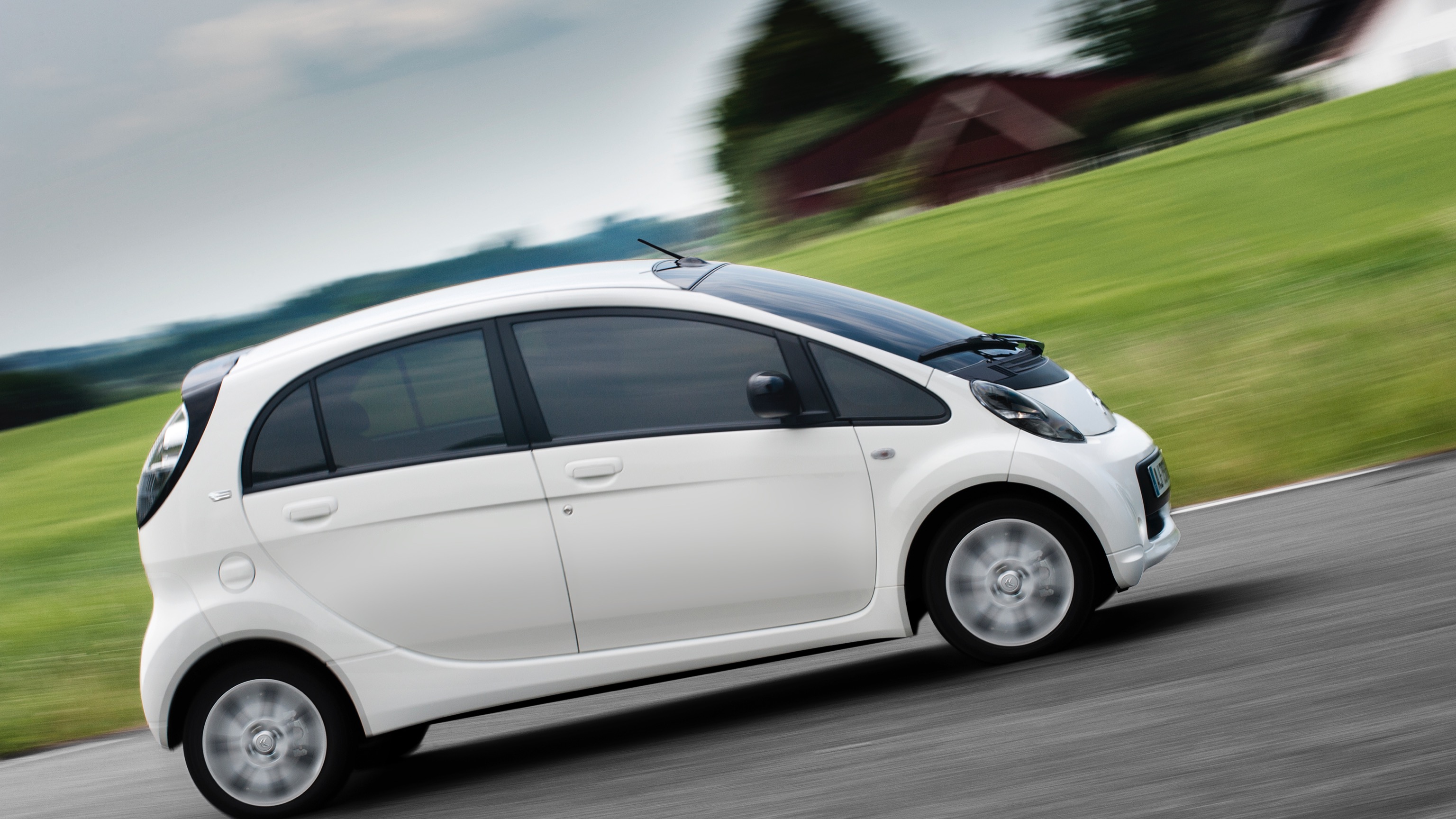 Citroen_C-Zero-6
